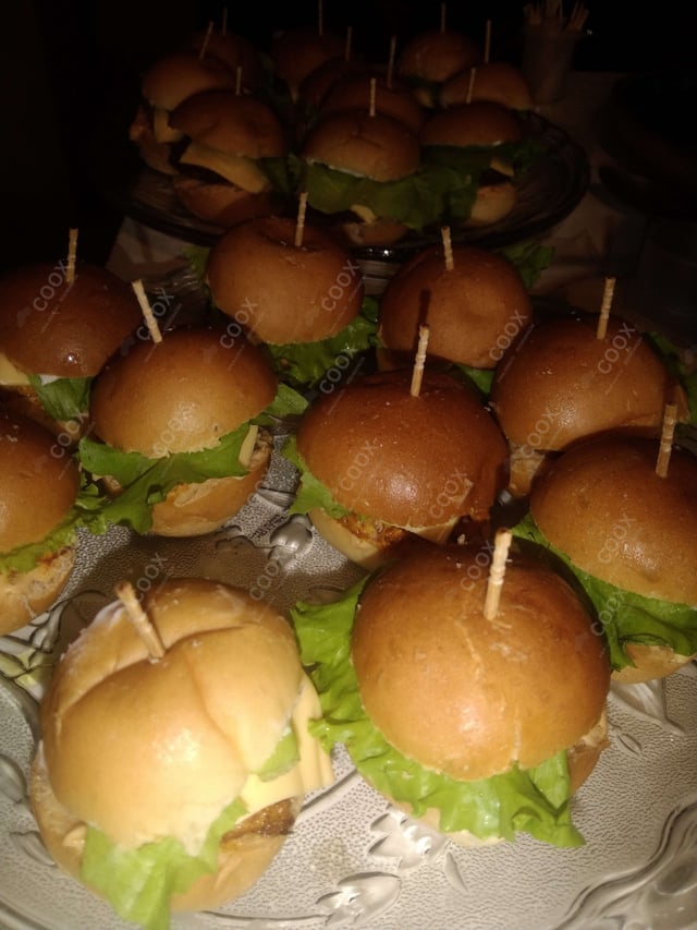 Delicious Chicken Tikka Burgers prepared by COOX