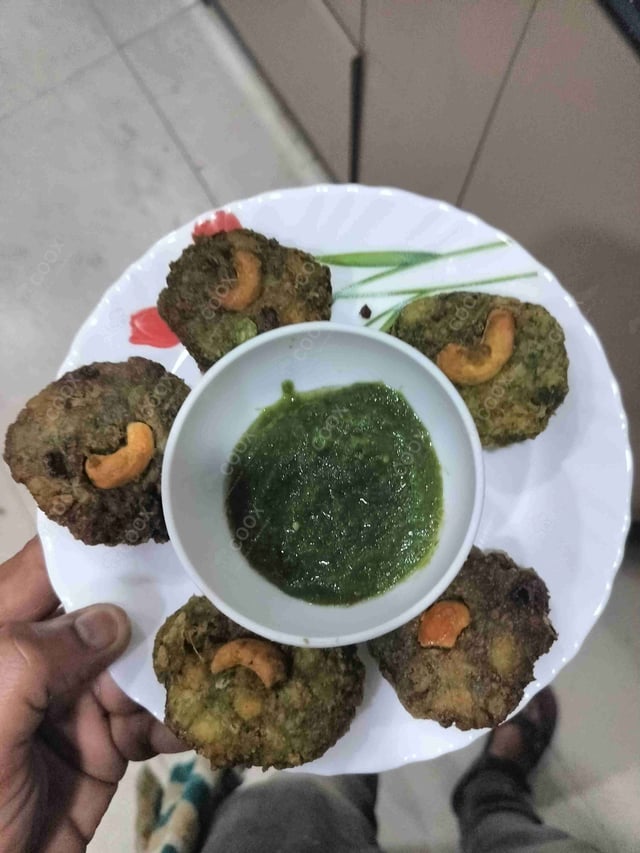 Delicious Hariyali Kebab prepared by COOX