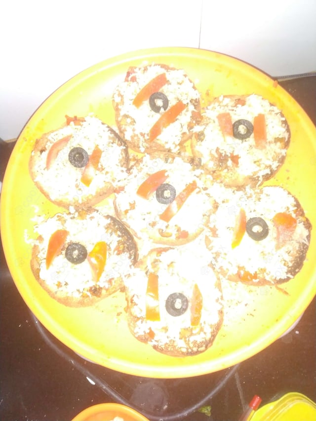 Delicious Tomato Mushroom Bruschetta prepared by COOX