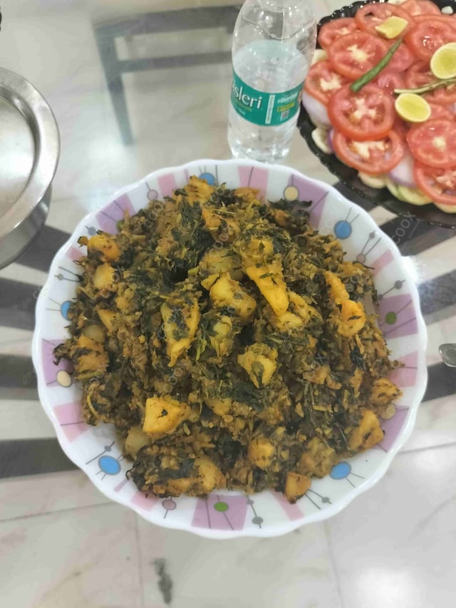 Delicious Aloo Methi prepared by COOX