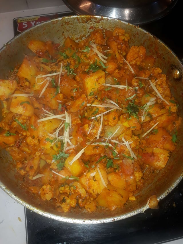 Delicious Aloo Gobhi prepared by COOX