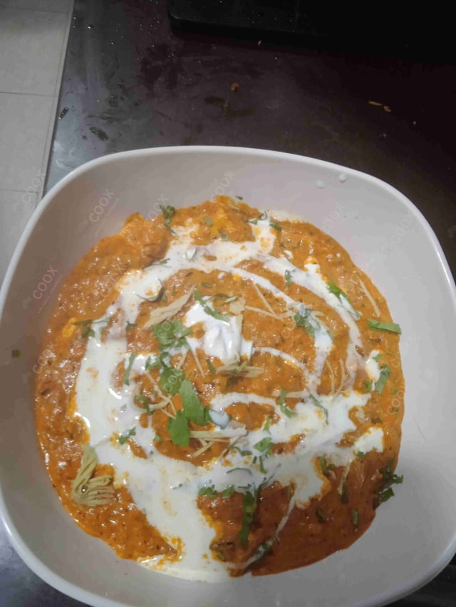 Delicious Paneer Lababdar prepared by COOX