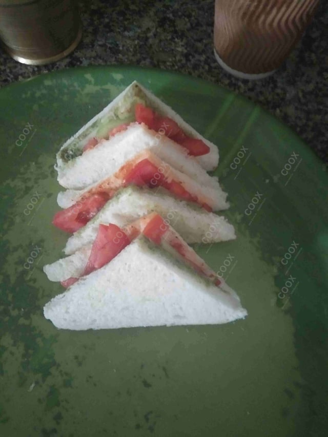 Delicious Sandwich prepared by COOX