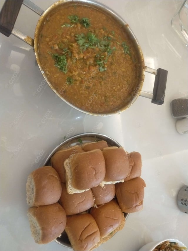 Delicious Pav Bhaji prepared by COOX