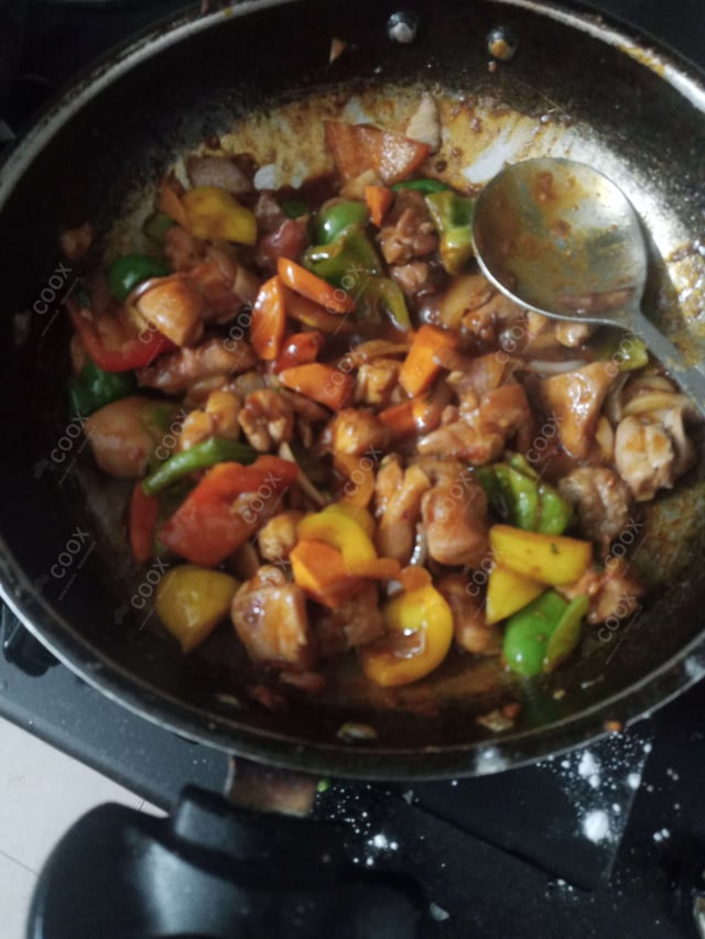 Delicious Kung Pao Chicken prepared by COOX