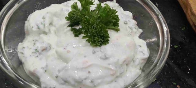 Delicious Yogurt Parsley Dip prepared by COOX