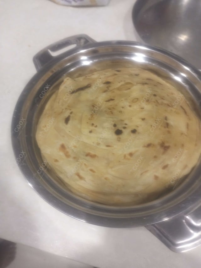 Delicious Naan (Butter / Garlic) prepared by COOX