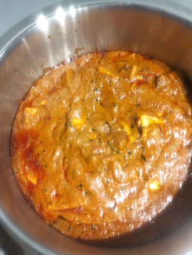 Delicious Paneer Lababdar prepared by COOX