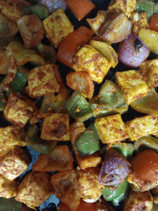 Delicious Paneer Tikka prepared by COOX