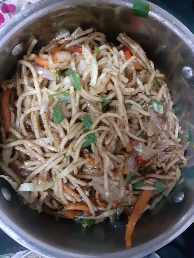 Delicious Chicken Hakka Noodles prepared by COOX