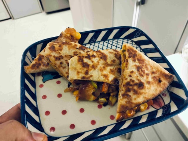 Delicious Veg Quesadillas prepared by COOX