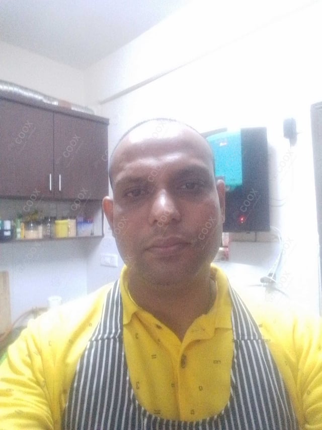 Chef from COOX at bookings. Professional cooks chefs at home