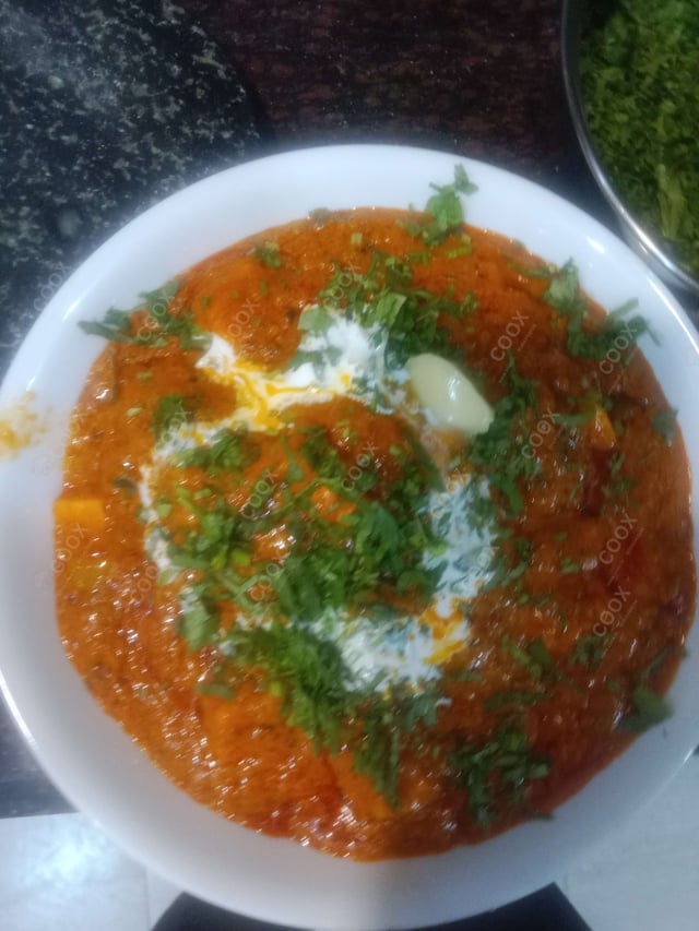 Delicious Paneer Lababdar prepared by COOX