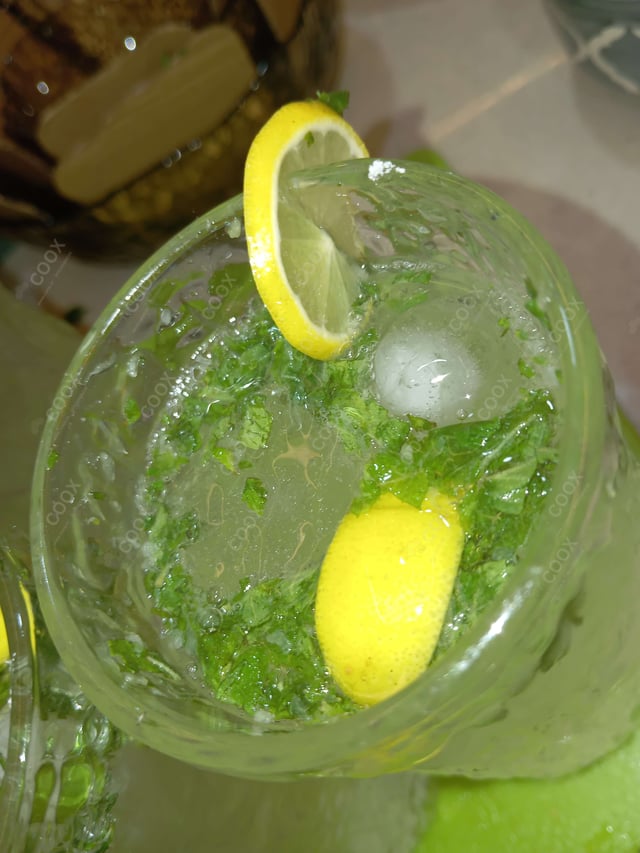 Delicious Virgin Mojito prepared by COOX