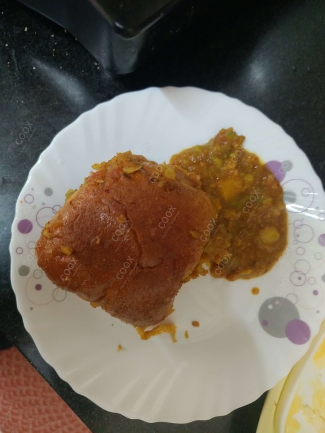 Delicious Pav Bhaji prepared by COOX