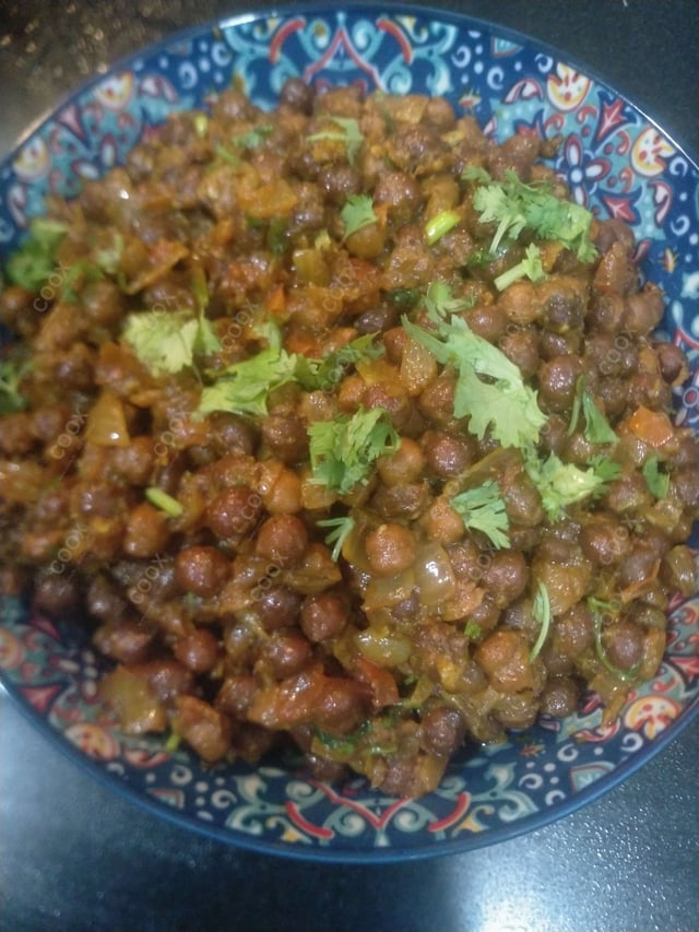 Delicious Kala Chana (Dry) prepared by COOX