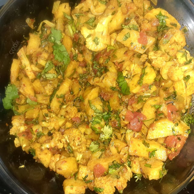 Delicious Aloo Gobhi prepared by COOX