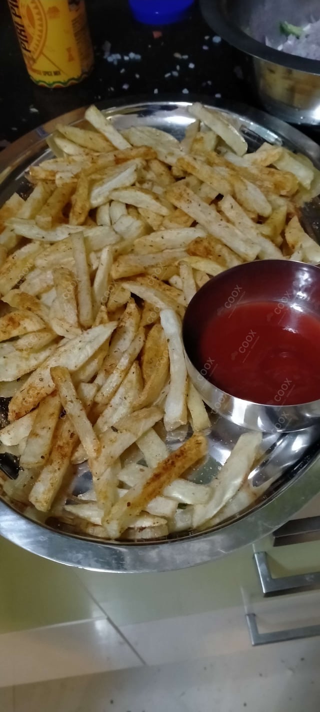 Delicious French Fries prepared by COOX