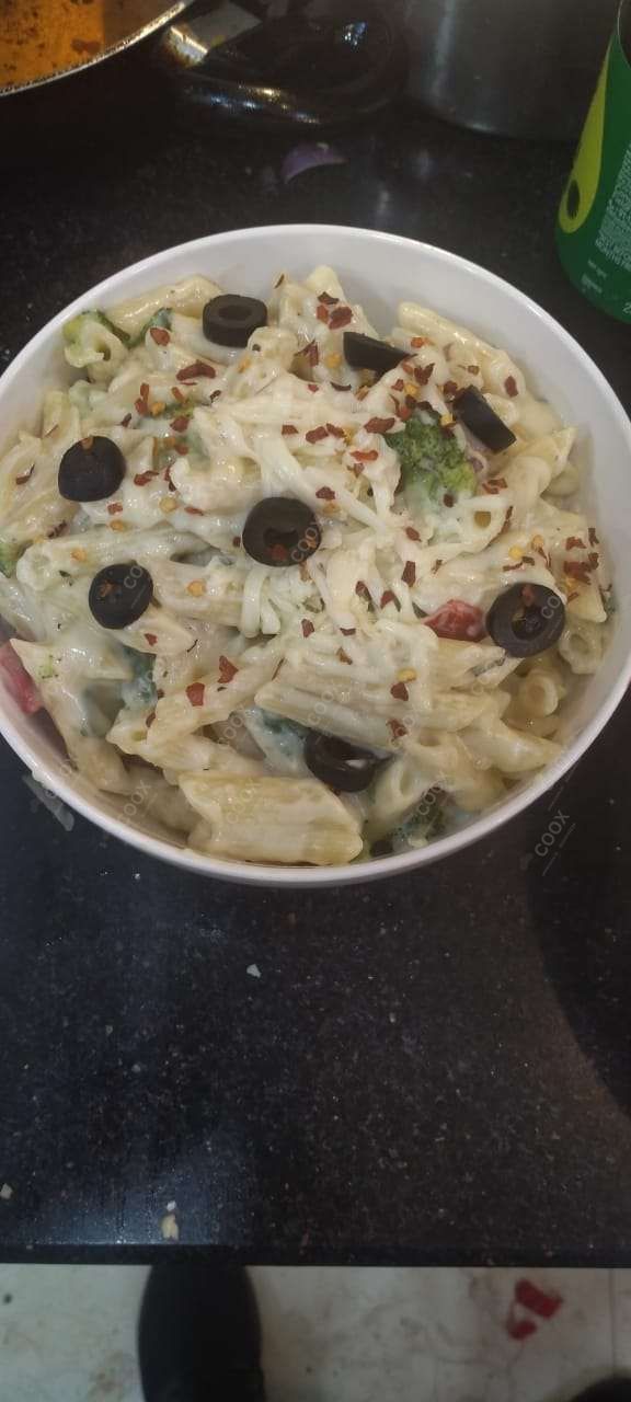 Delicious Pasta in White Sauce prepared by COOX