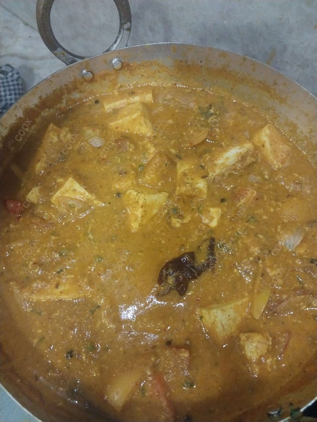 Delicious Kadhai Paneer prepared by COOX