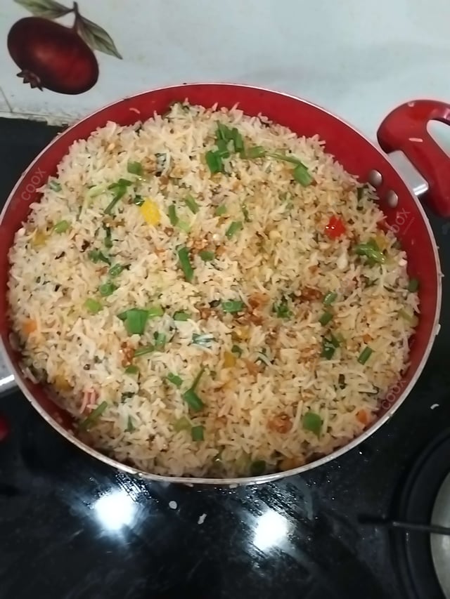 Delicious Burnt Garlic Rice prepared by COOX