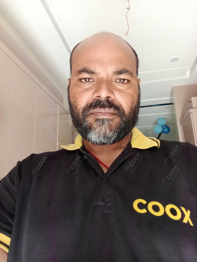 Chef from COOX at bookings. Professional cooks chefs at home