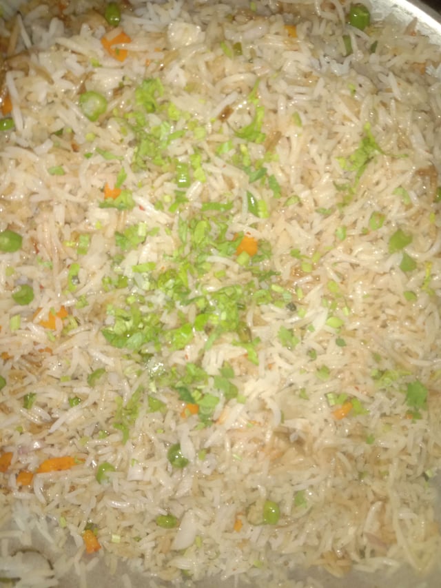 Delicious Veg Fried Rice prepared by COOX