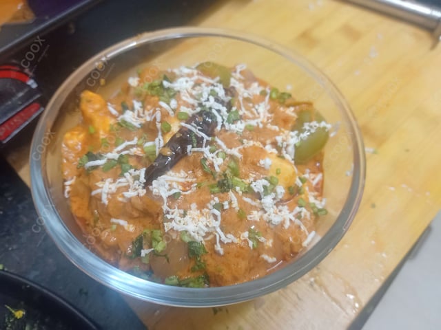 Delicious Kadhai Paneer prepared by COOX