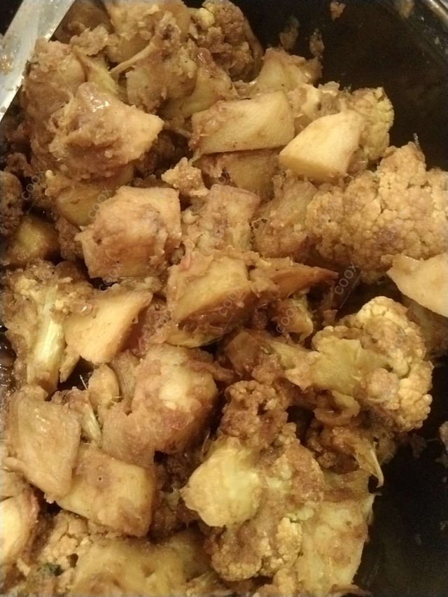 Delicious Aloo Gobhi prepared by COOX