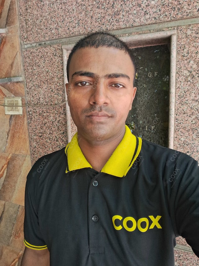 Chef from COOX at bookings. Professional cooks chefs at home