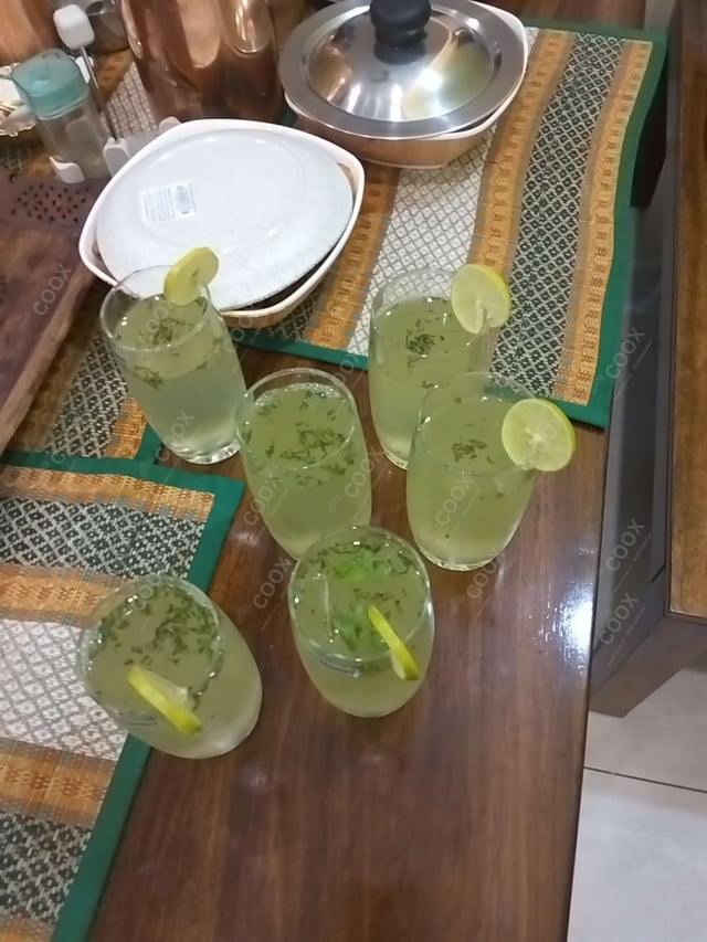 Delicious Lemonade prepared by COOX