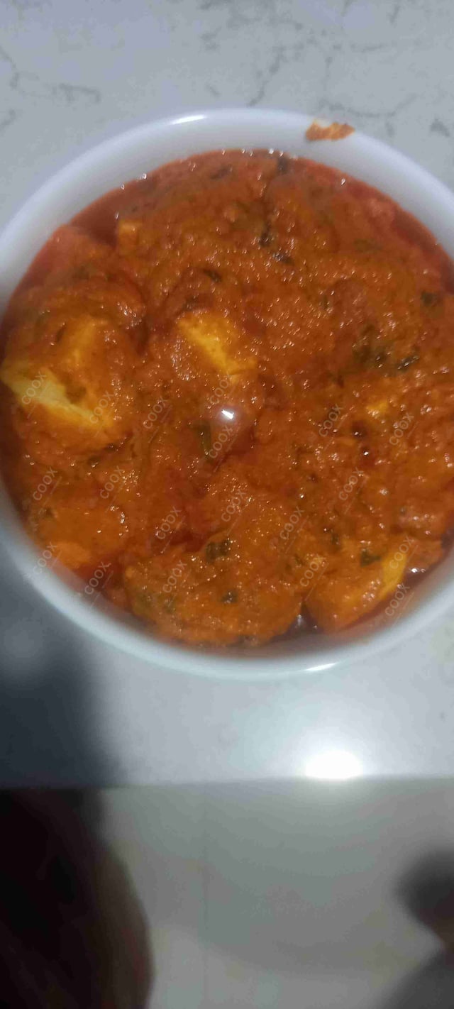 Delicious Paneer Lababdar prepared by COOX