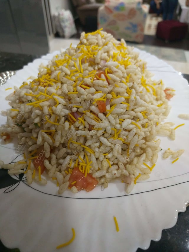 Delicious Bhel Puri prepared by COOX