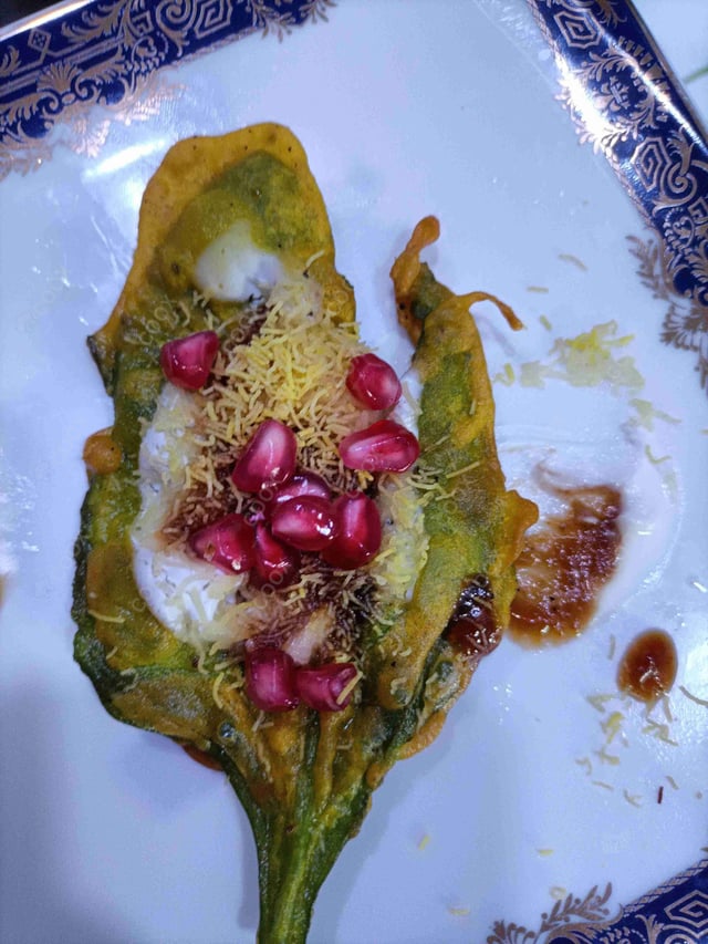 Delicious Palak Patta Chaat prepared by COOX