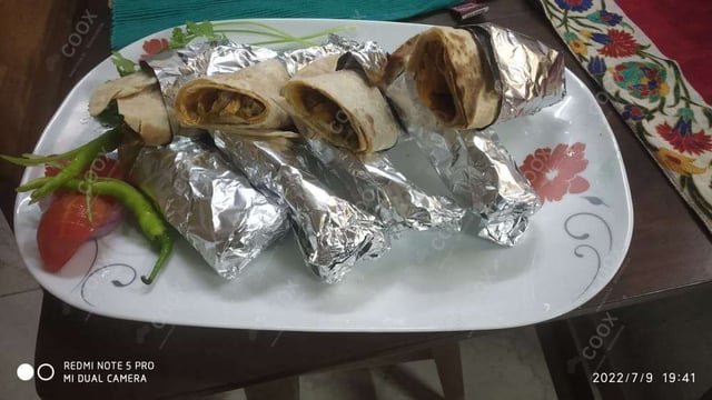 Delicious Veg Kathi Rolls prepared by COOX