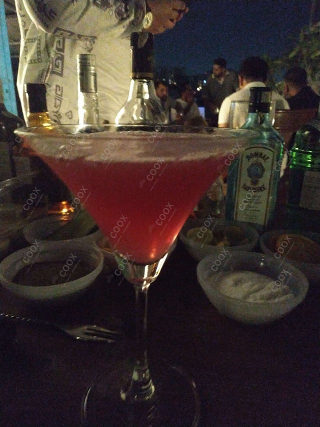 Delicious Strawberry Daiquiri  prepared by COOX