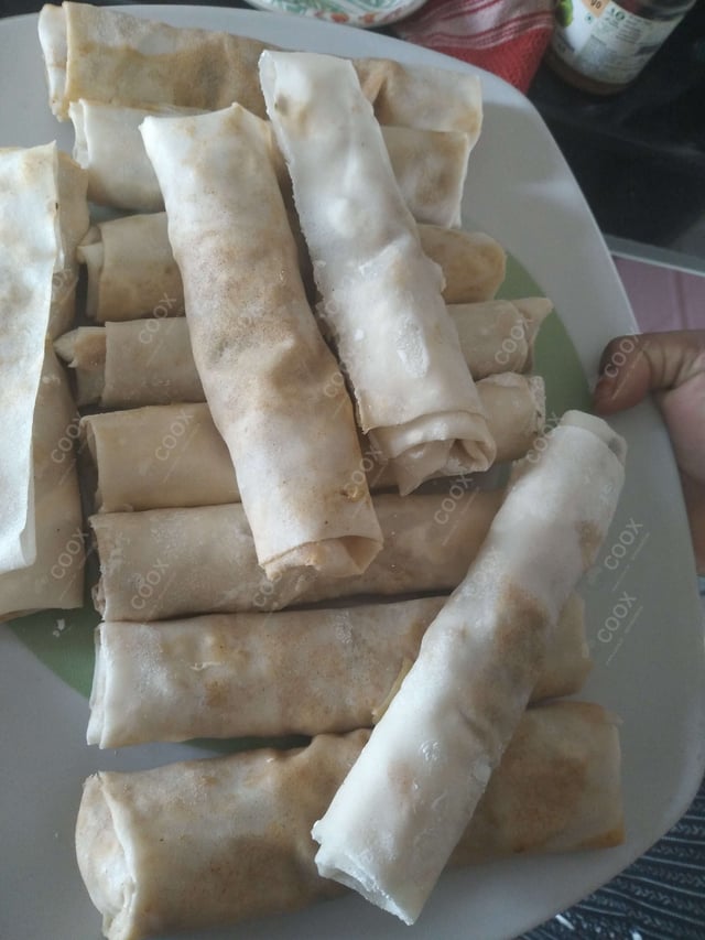 Delicious Veg Spring Rolls prepared by COOX