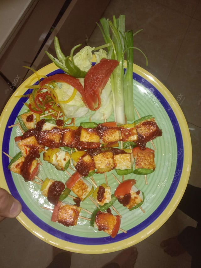 Delicious Paneer Shashlik prepared by COOX