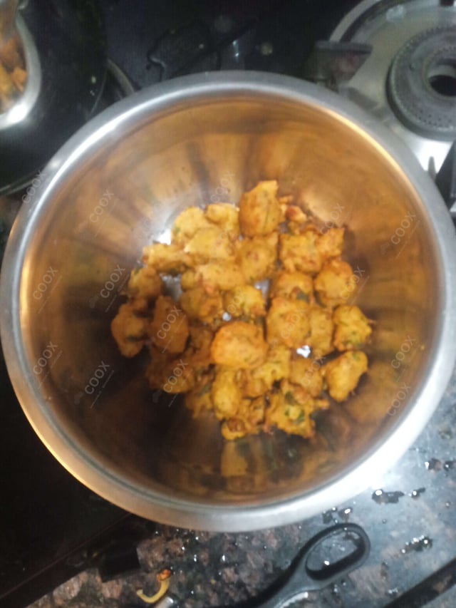 Delicious Mix Pakode prepared by COOX