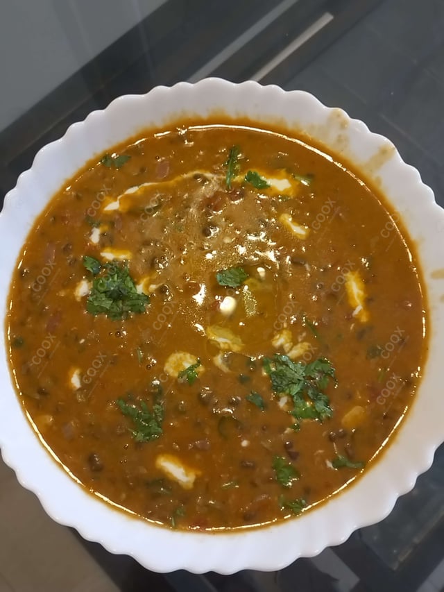 Delicious Dal Makhni prepared by COOX