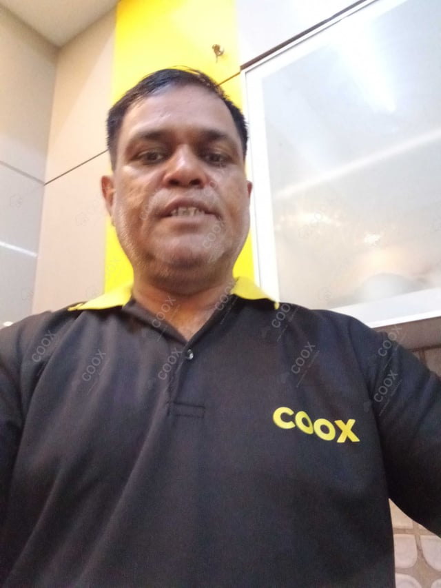 Chef from COOX at bookings. Professional cooks chefs at home