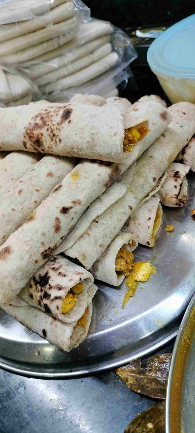 Delicious Veg Kathi Rolls prepared by COOX