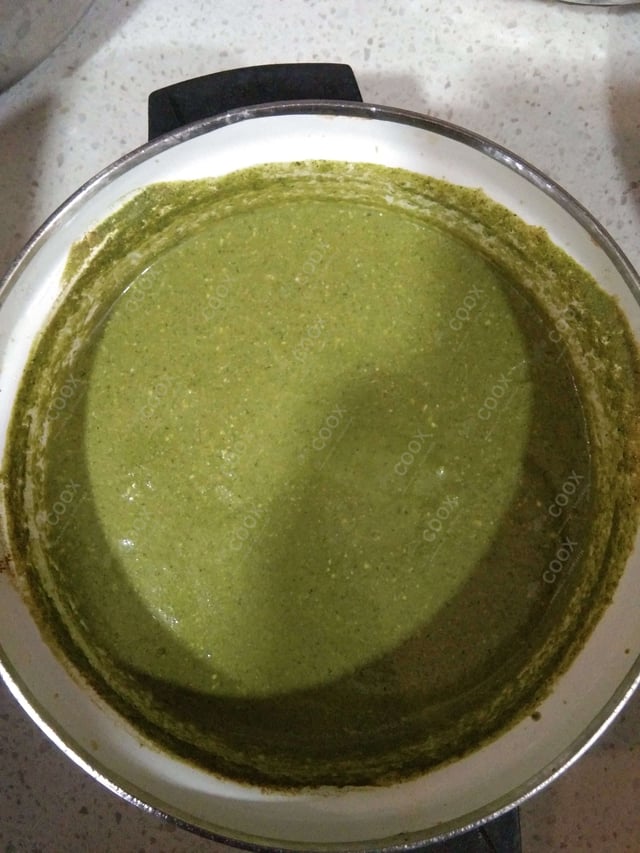 Delicious Green Chutney prepared by COOX