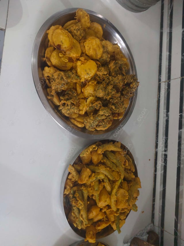 Delicious Mix Pakode prepared by COOX