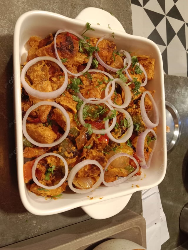 Delicious Chicken Tikka prepared by COOX