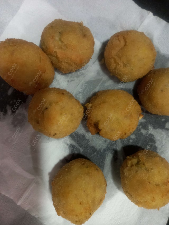 Delicious Fried Cheese Balls prepared by COOX