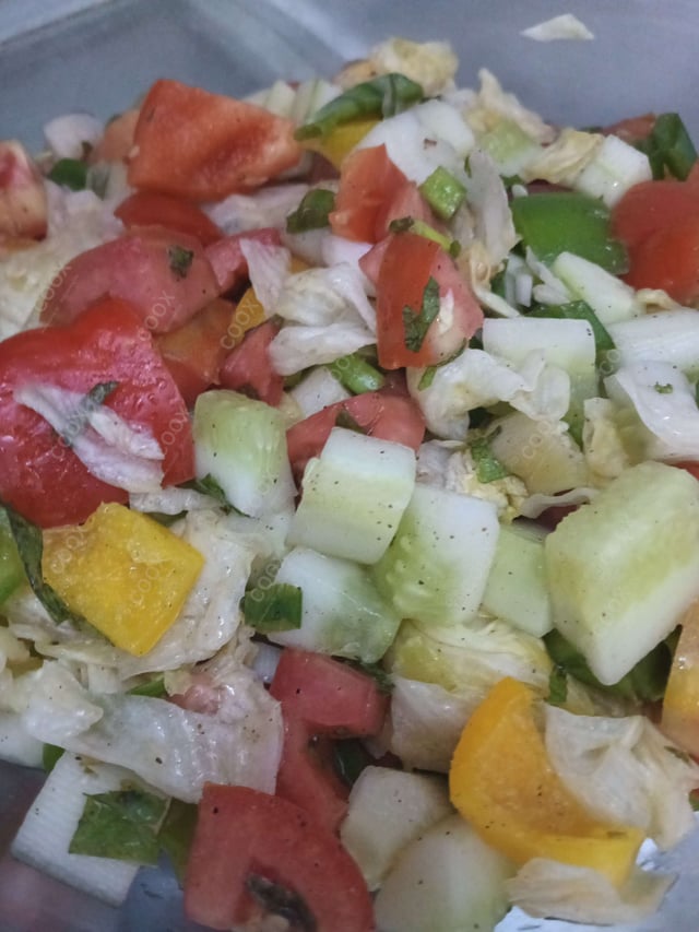 Delicious Fattoush Salad prepared by COOX