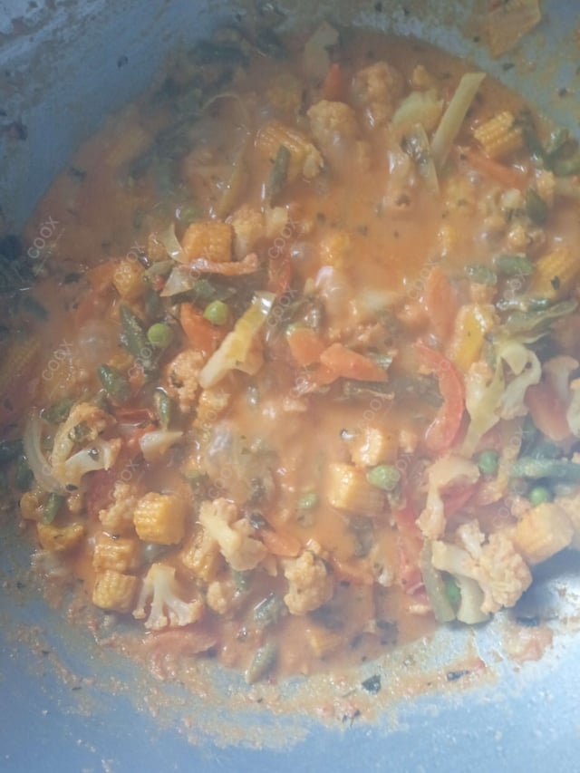 Delicious Veg Jalfrezi prepared by COOX