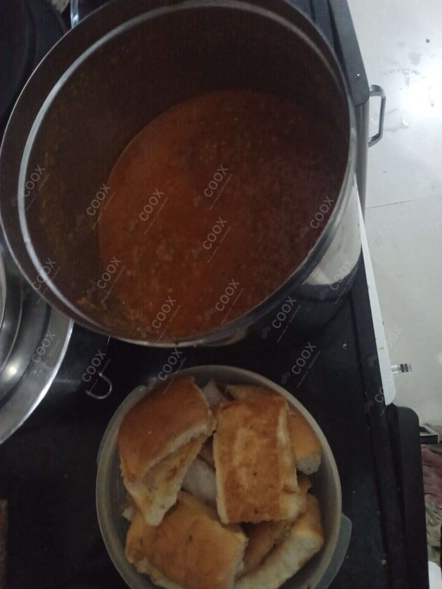 Delicious Pav Bhaji prepared by COOX