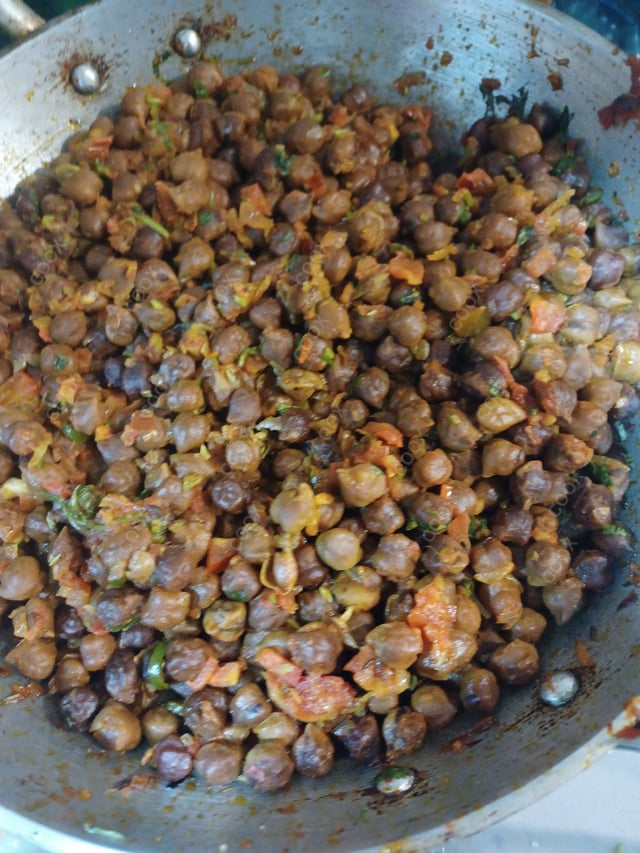 Delicious Kala Chana (Dry) prepared by COOX